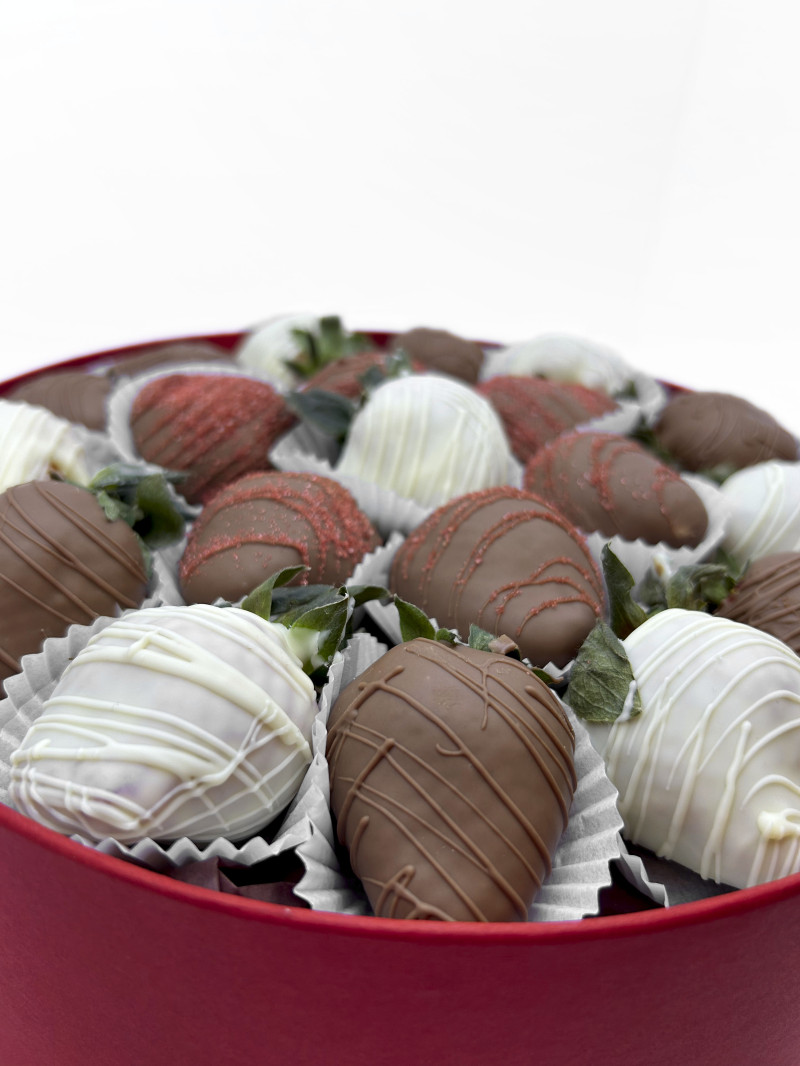 Premium Çikolata Çilek Rüyası