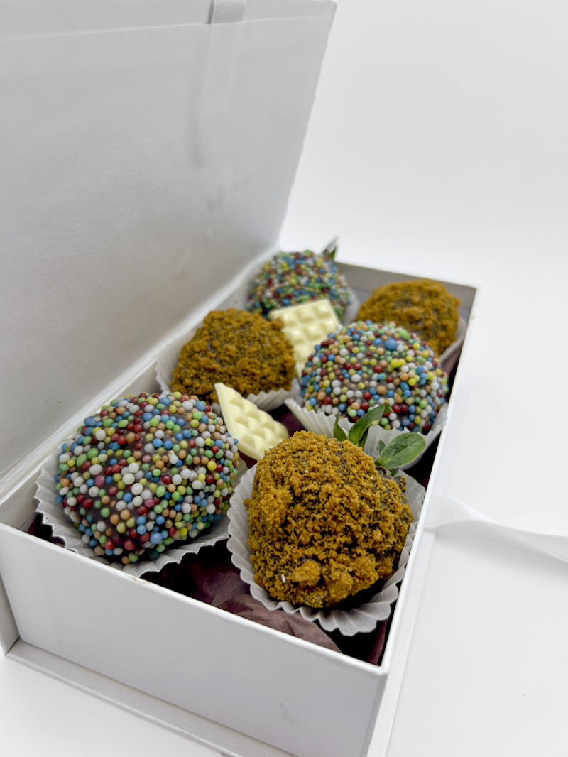 Tatlı Kaçamak Lezzetli Çilekler