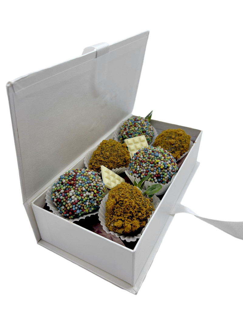 Tatlı Kaçamak Lezzetli Çilekler