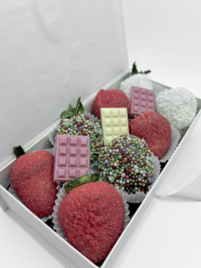 İyiki Sen Çilek Kutusu