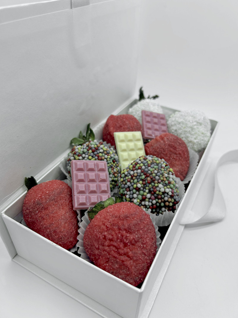 İyiki Sen Çilek Kutusu