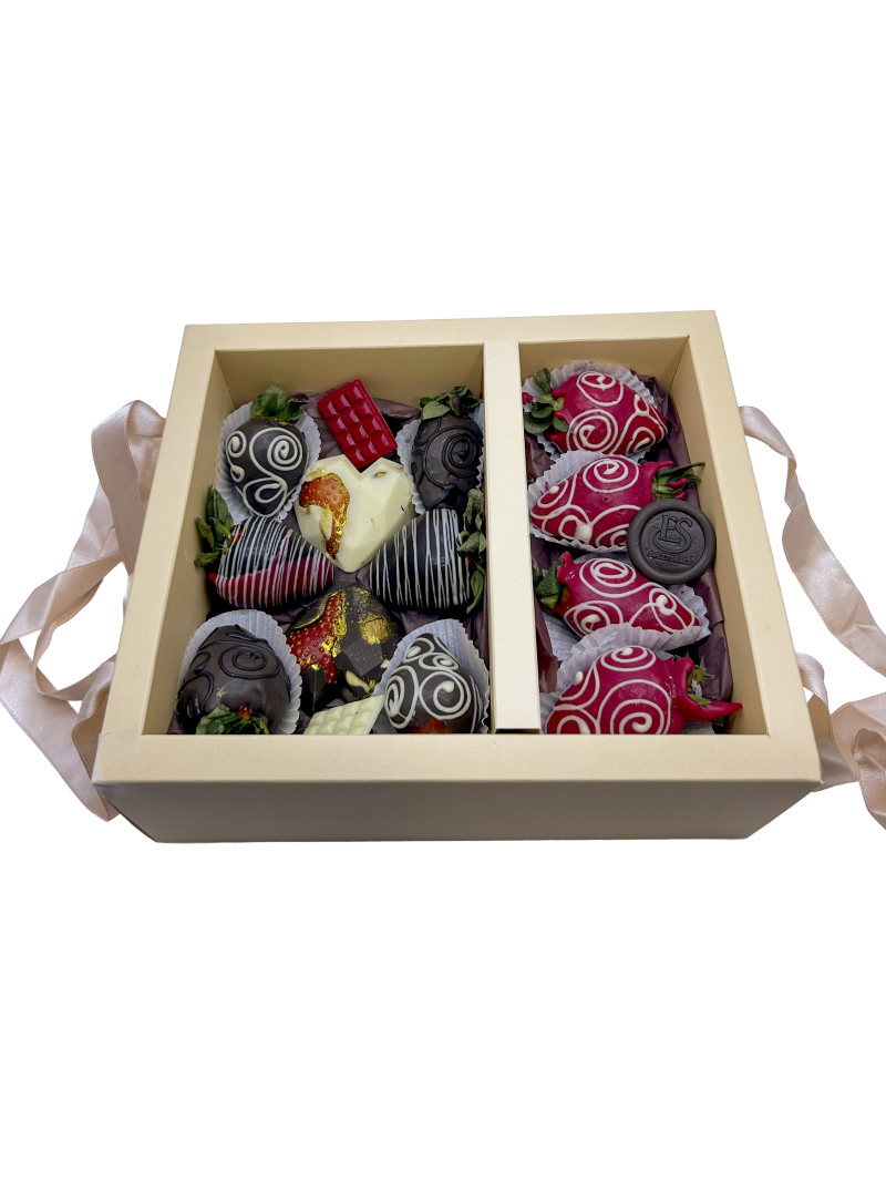 Tasarım Kutuda Çikolata Çilekler