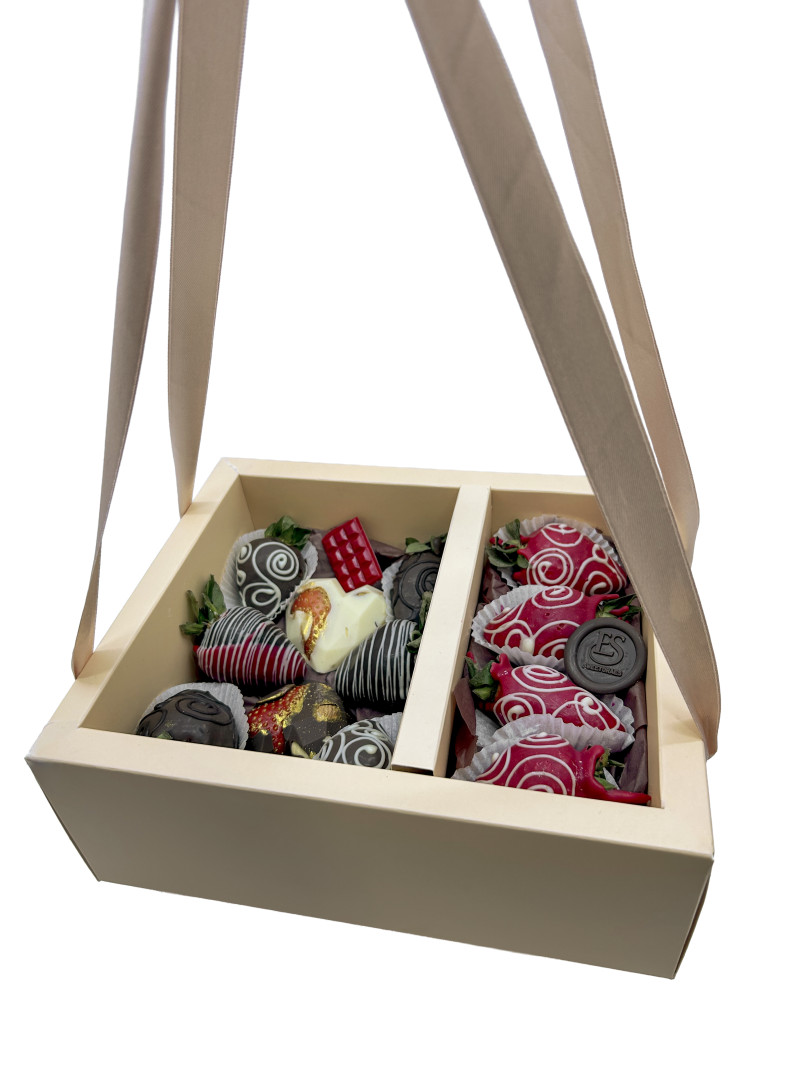 Tasarım Kutuda Çikolata Çilekler