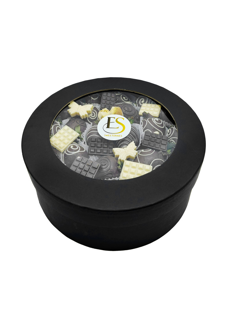 Sevği Dolu Çikolatalı Çilek Kutusu