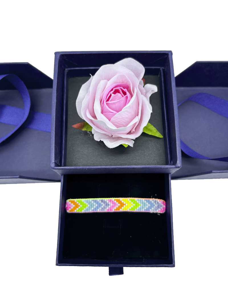 Yapay Gül El Yapımı Miyuki bileklik Hediye Kutusu