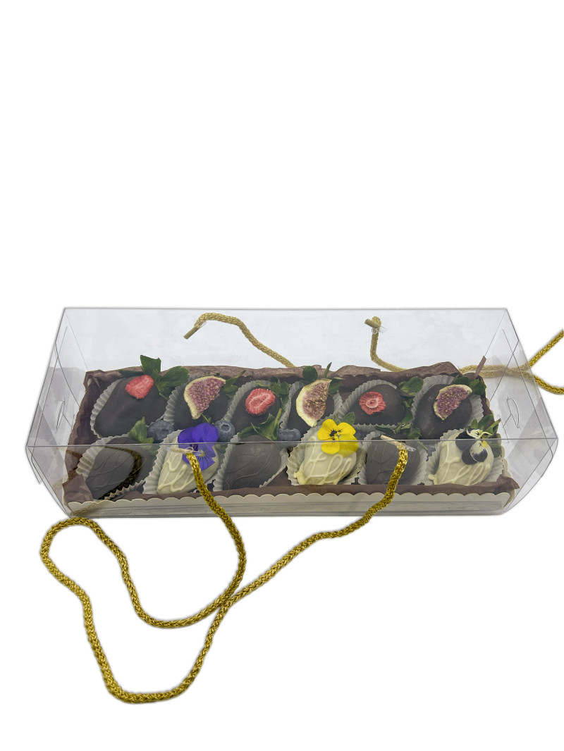 Çiçek Açan Çikolatalı Çilekler