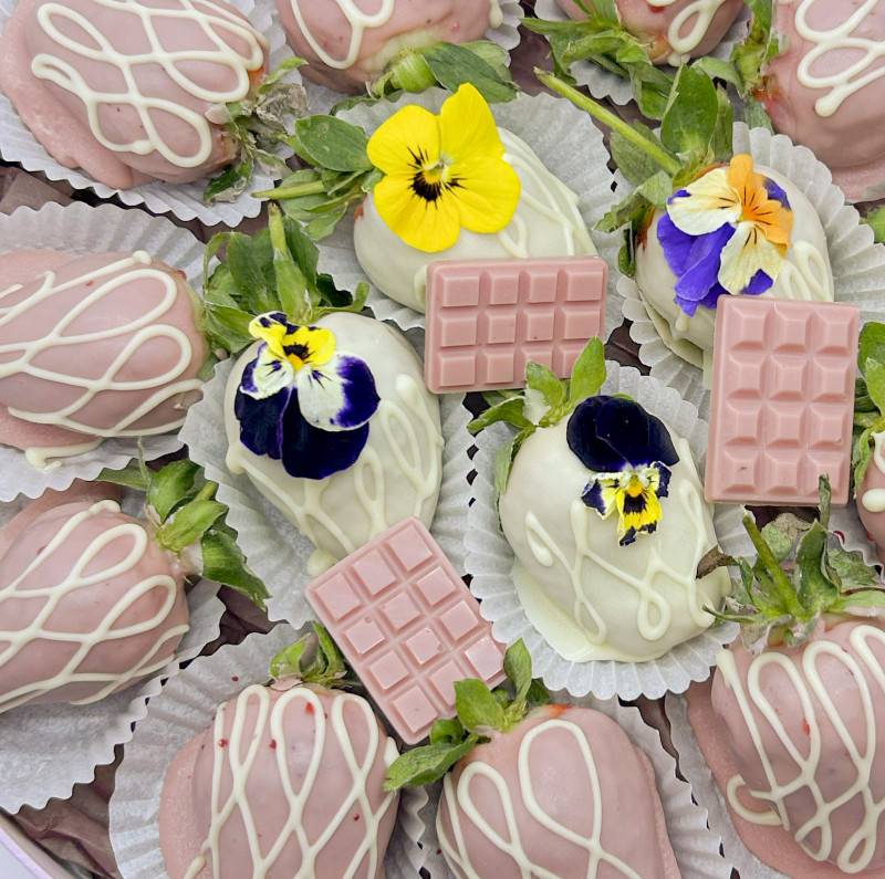 Meyeve Sepeti Çilek Bahardan Tatlar