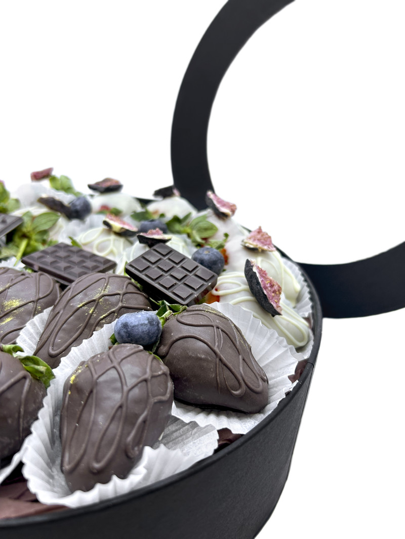 Meyeve Sepeti Gönül Çelengi Çilek