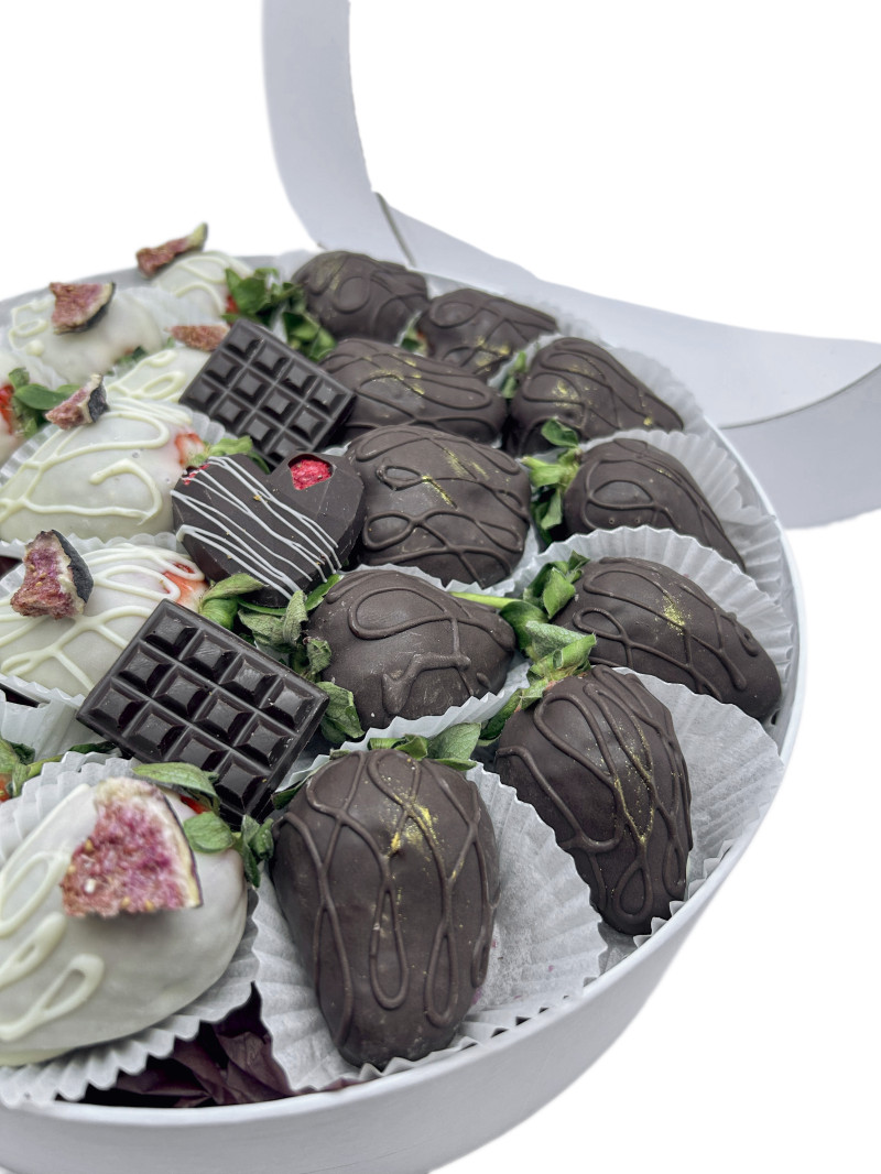 Meyve Sepeti Çikolatalı Çilek 